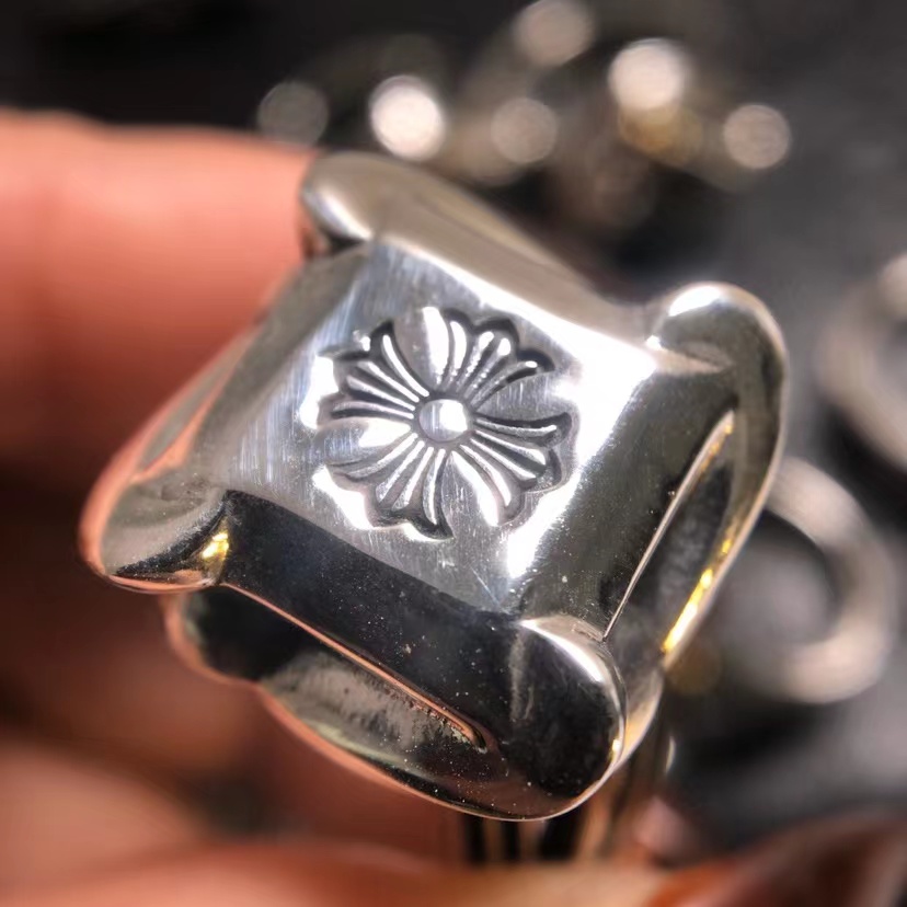 CHROME HEARTS diamond fleur-de-lis ring（CHROME HEARTS 267）