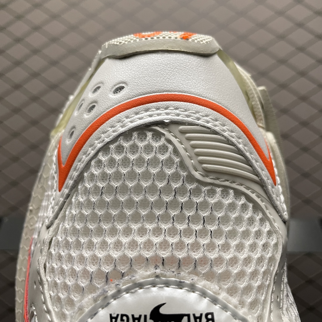 BALENCIAGA Runner Sneaker "Fluo Orange"（677403W3RBM9770）