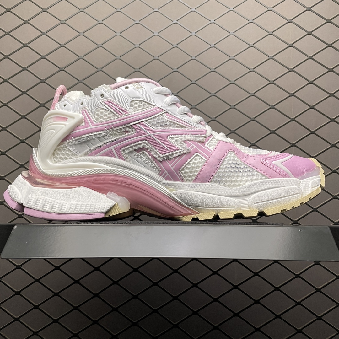 BALENCIAGA Runner Sneaker "White/Pink"（677403W3RB39059）