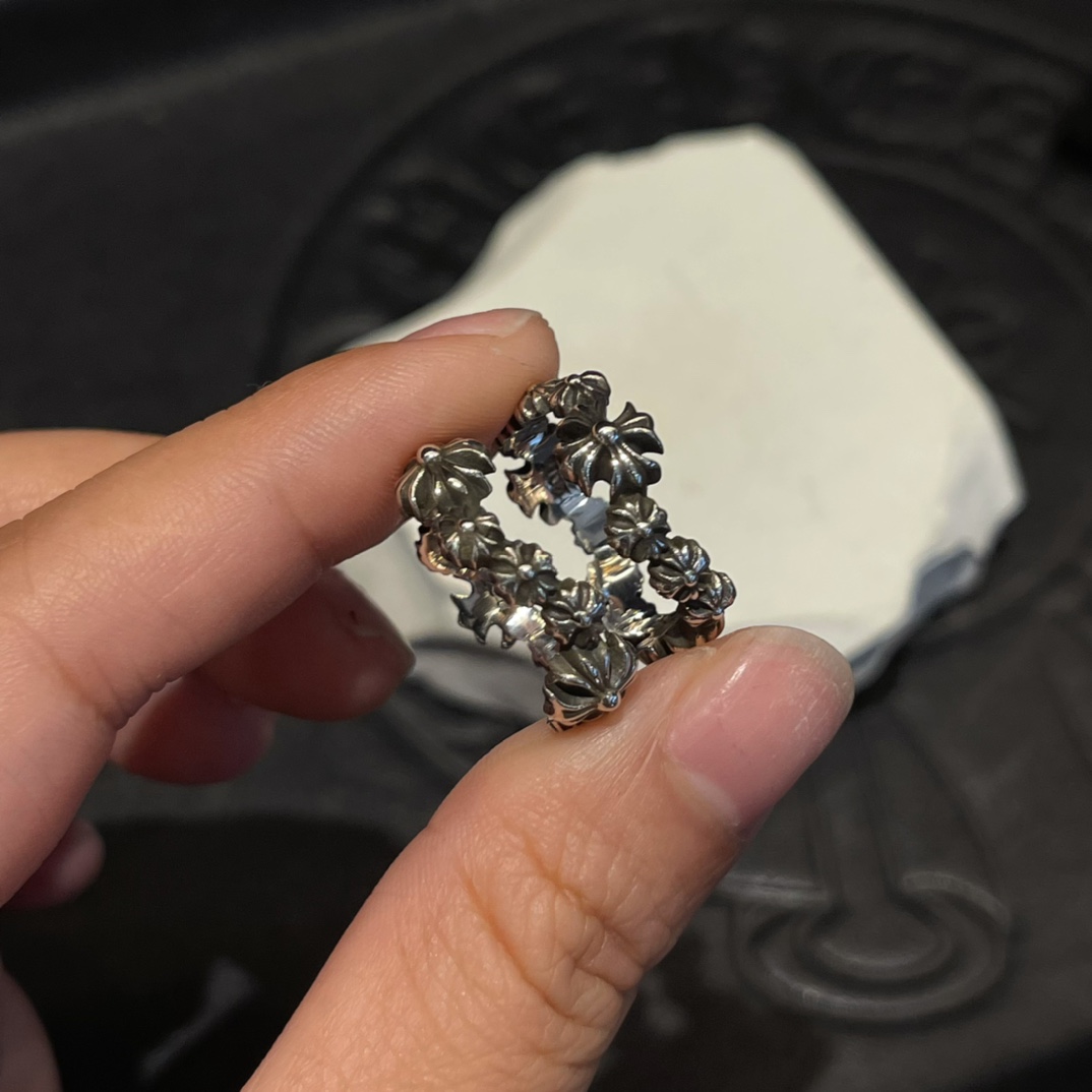 CHROME HEARTS Cross Flower Side Ring（CHROME HEARTS 280）
