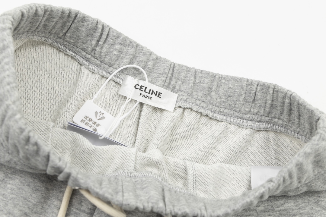 CELINE EMBROIDERED SHORTS IN COTTON FLEECE (2Z063670Q-01CB）