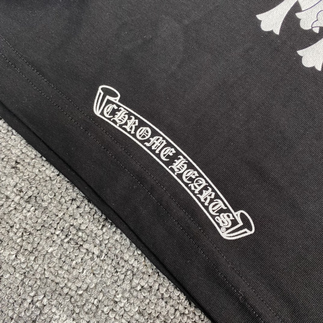 Chrome Hearts Cemetery Cross Tire Tracks T-shirt (CH-178）