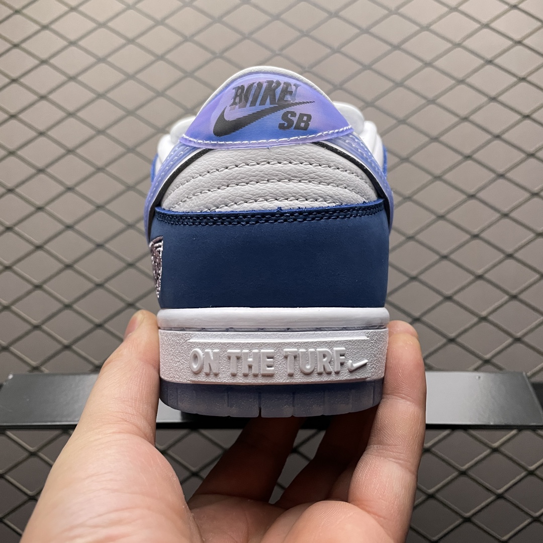 Born x Raised × Nike SB Dunk Low Pro QS "One Block At a Time"(FN7819-400)