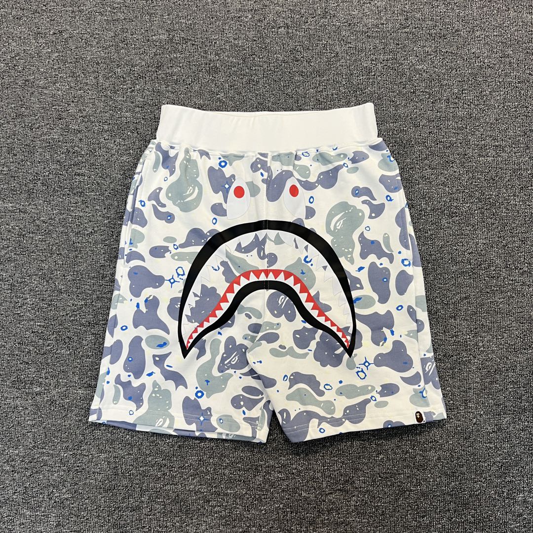 BAPE Space Camo Shark Sweat Shorts (SS21) White（1F30-153-006）