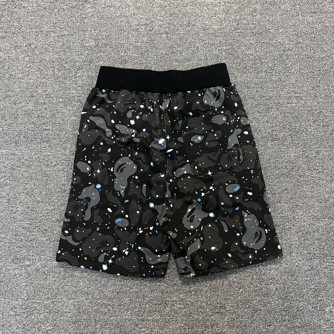 BAPE Space Camo Shark Sweat Shorts (SS21) White（1F30-153-006）