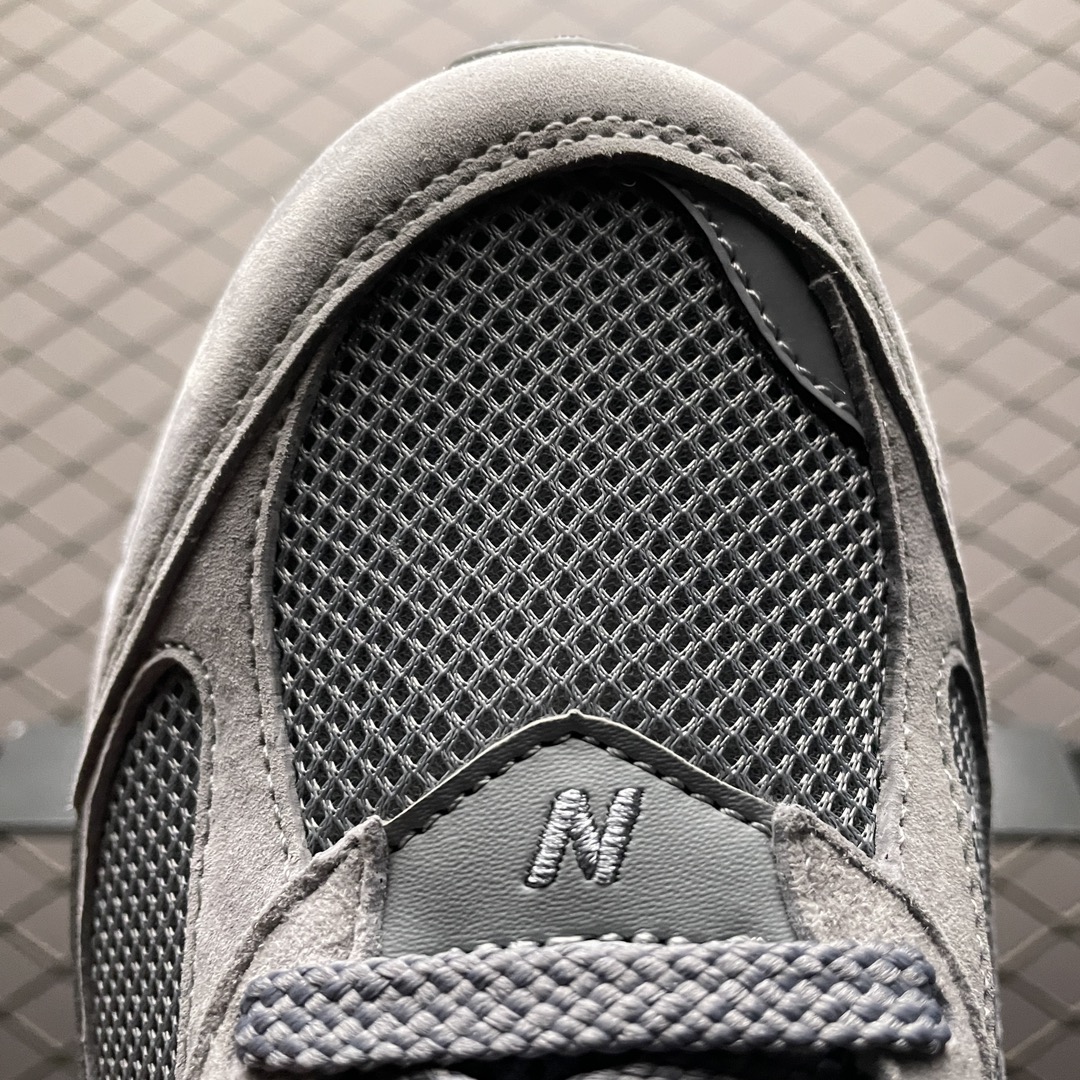 New Balance 2002R "Steel"(M2002RST）