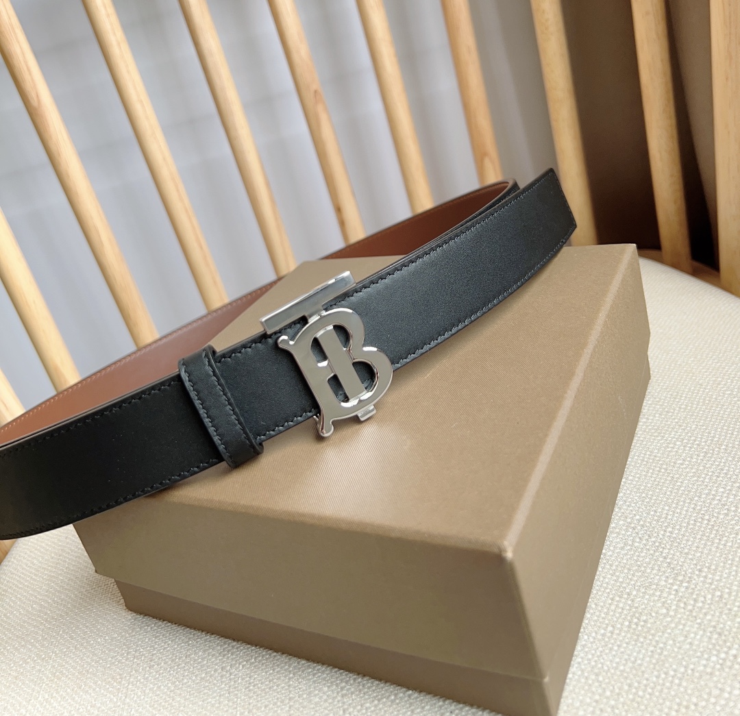 BURBERRY reversible leather belt with TB logo（80525301）