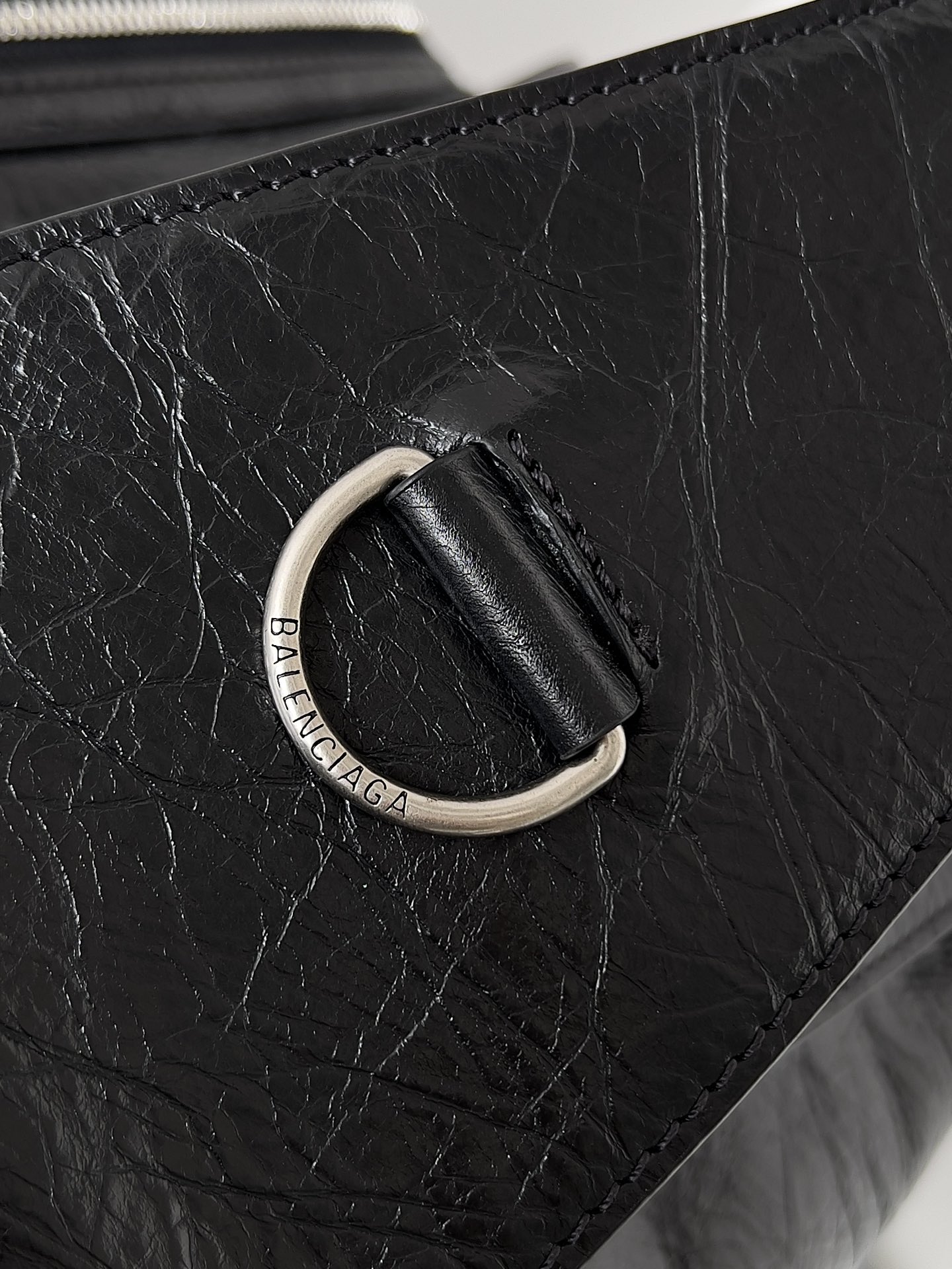 Balenciaga Superbusy  Sling Bag 'Black'（702168210C81000）