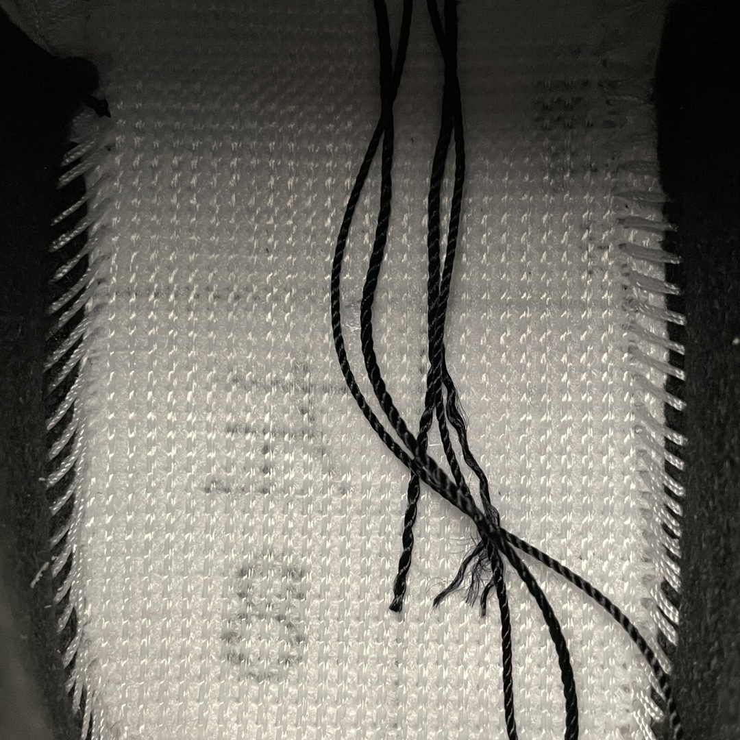 Nike Air Jordan 4 Retro "Red Cement" (DH6927-161)