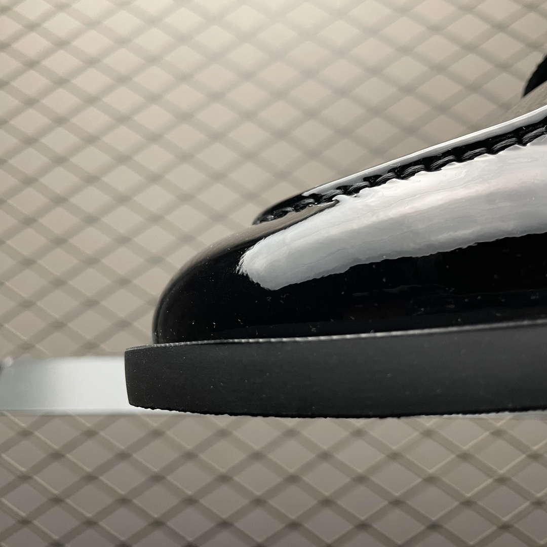 Prada leather loafers （1D329N-069-F0002-F-025）