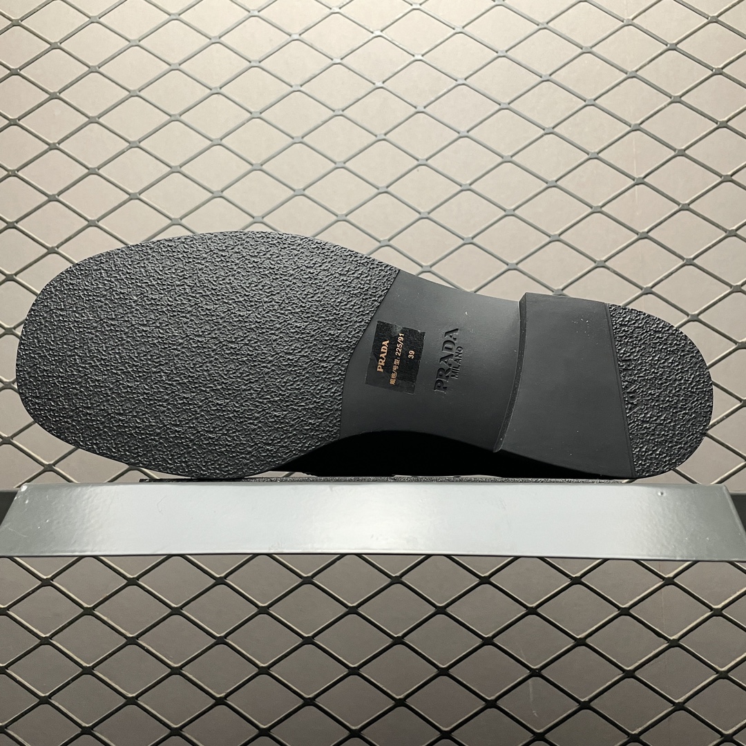 Prada leather loafers （1D329N-069-F0002-F-025）