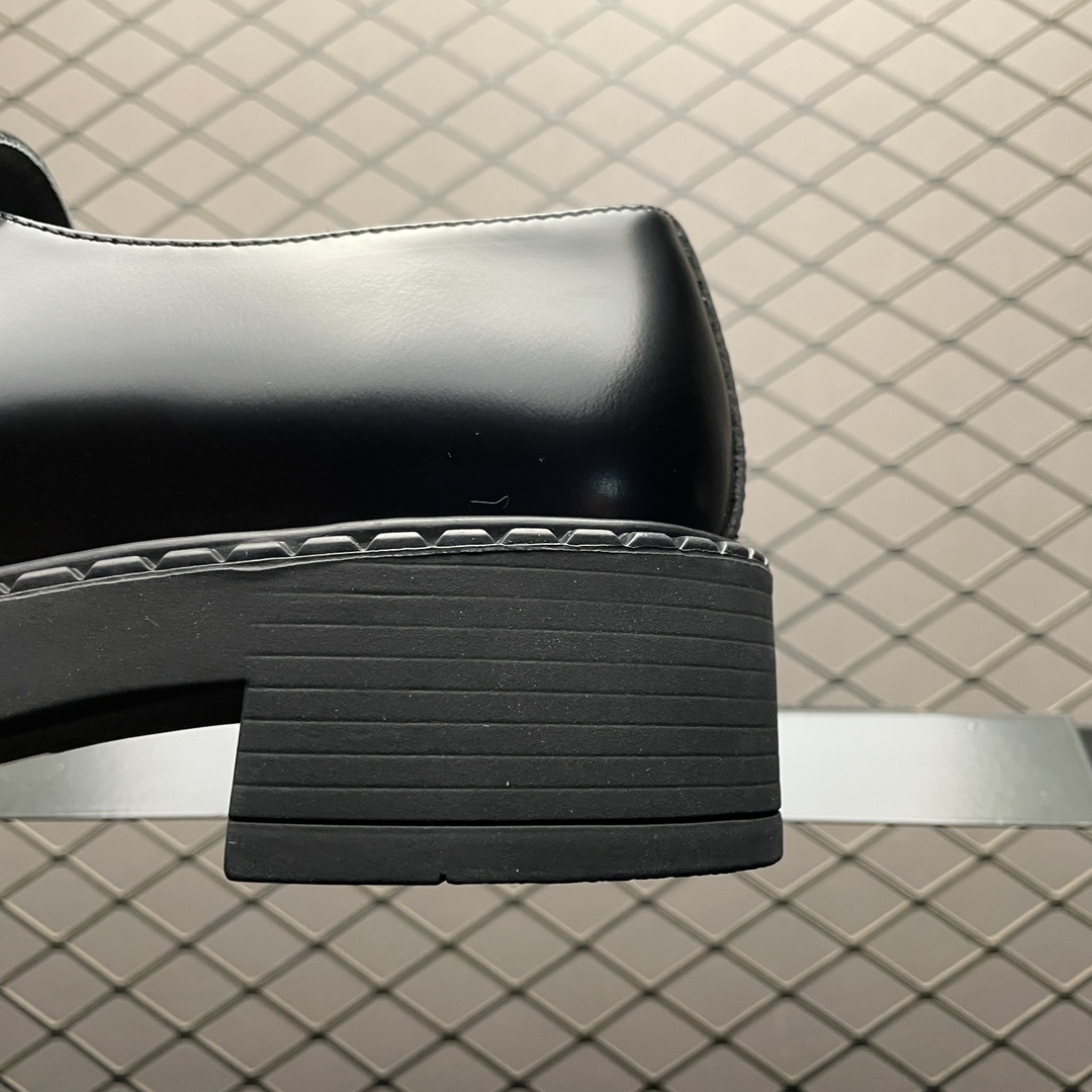 Prada Leather Loafers 'Black（1D246M-055-F0002-F_050）