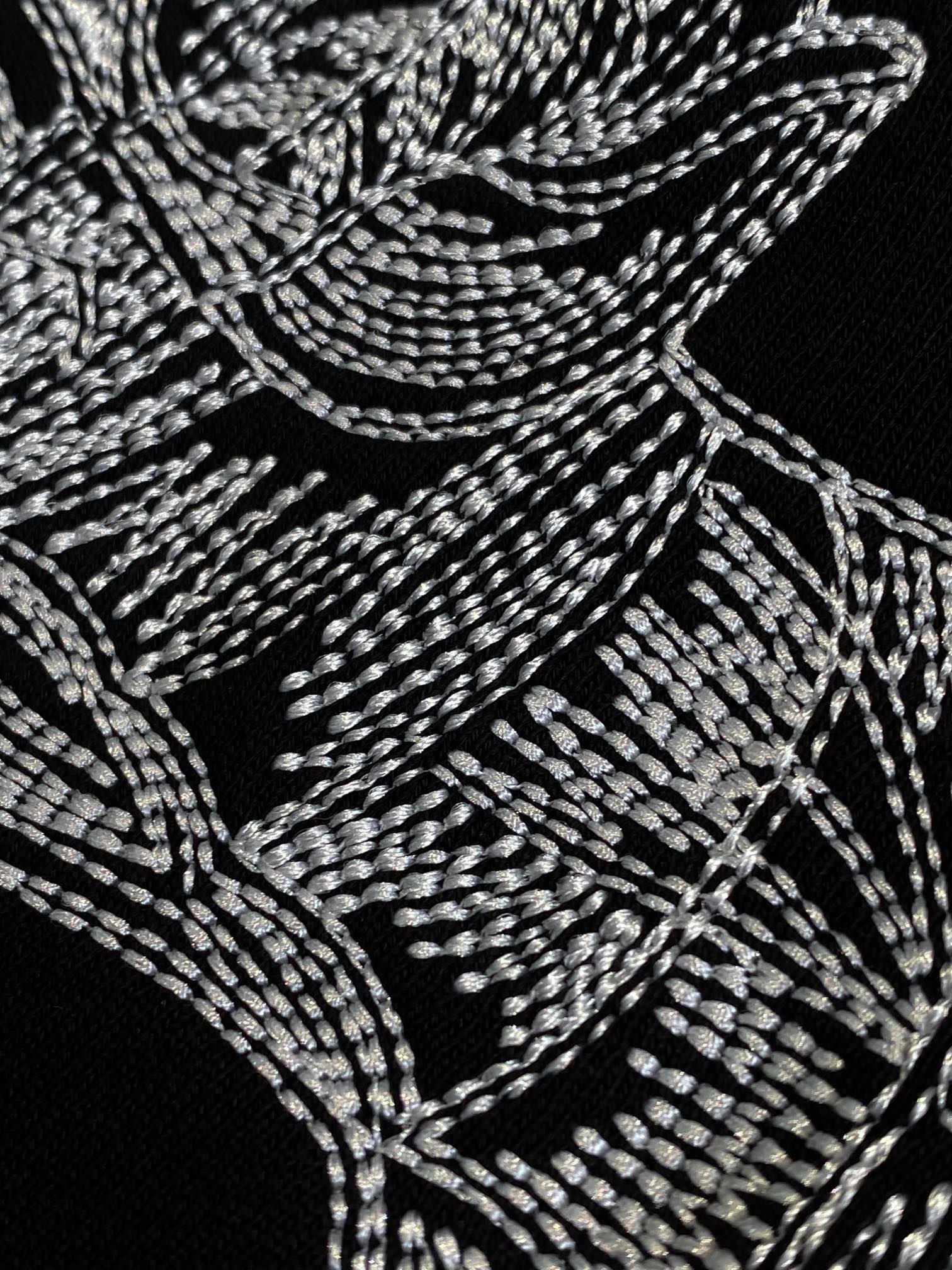 Burberry Embroidered EKD Cotton Hoodie（80727761）