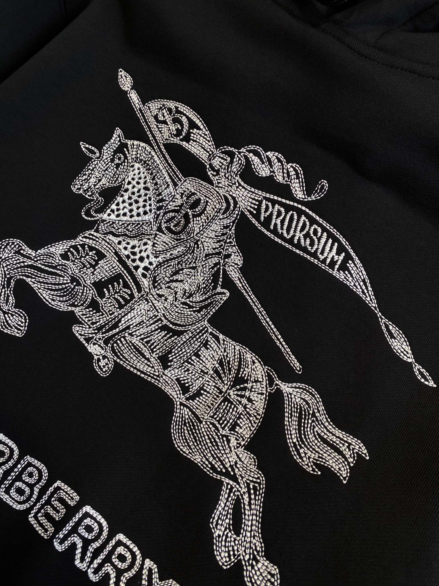 Burberry Embroidered EKD Cotton Hoodie（80727761）