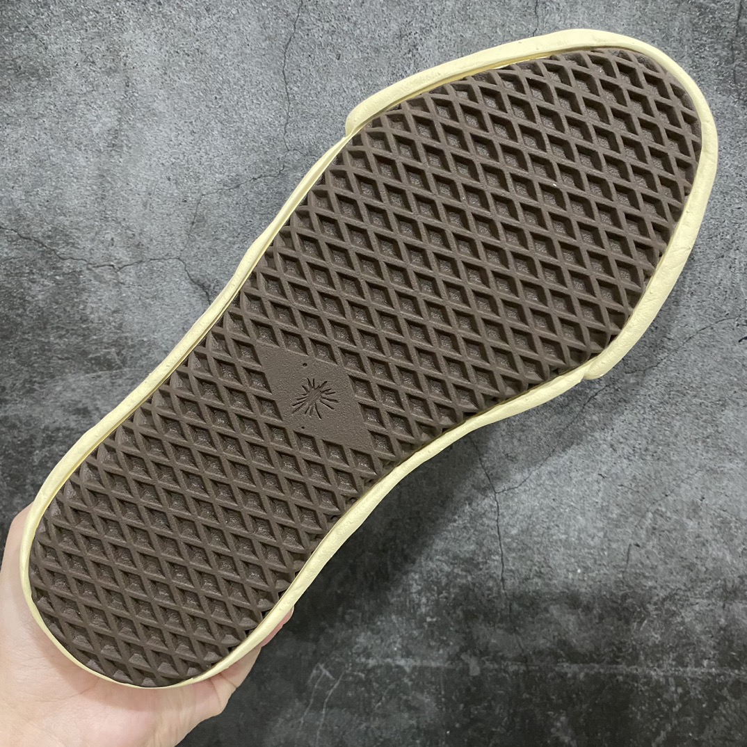 Maison MIHARA YASUHIRO BAKER Vintage-Like OG Sole Canvas Low-top Sneaker "Black" (A09FW735) 