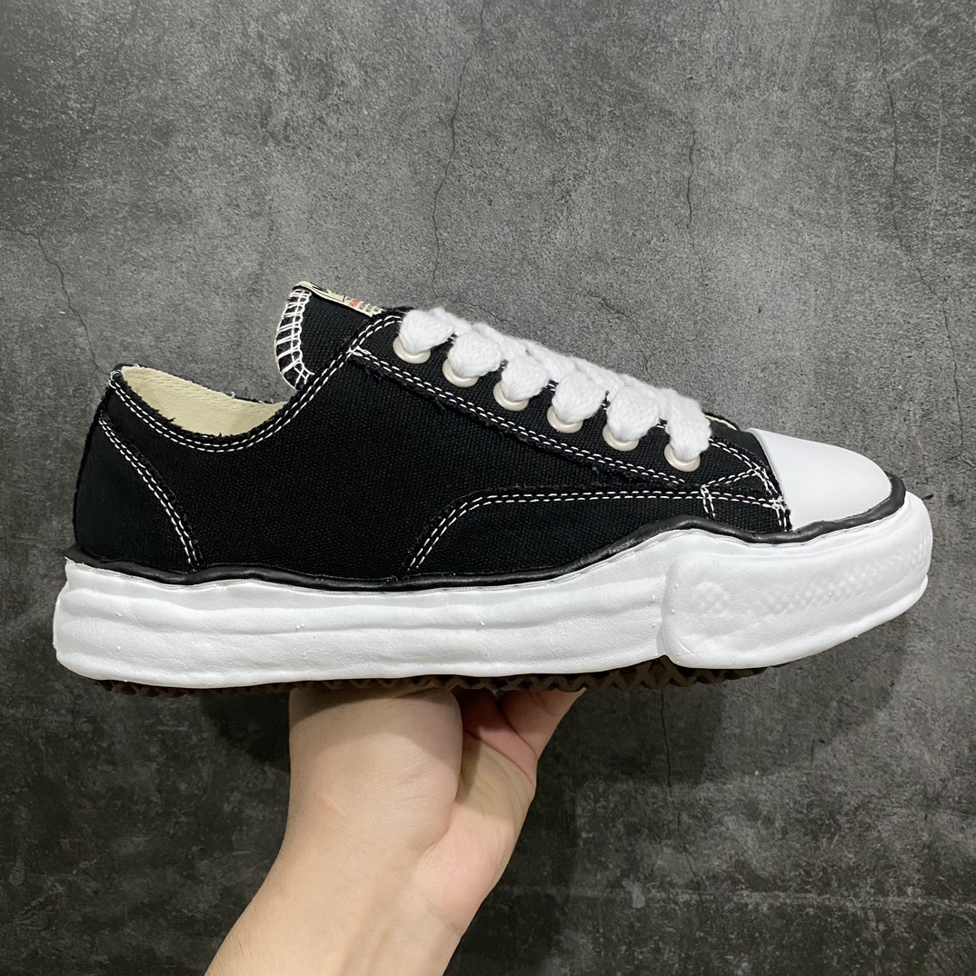 Maison MIHARA YASUHIRO PETERSON OG Sole Canvas Low-top Sneaker "Black" (A01FW703)