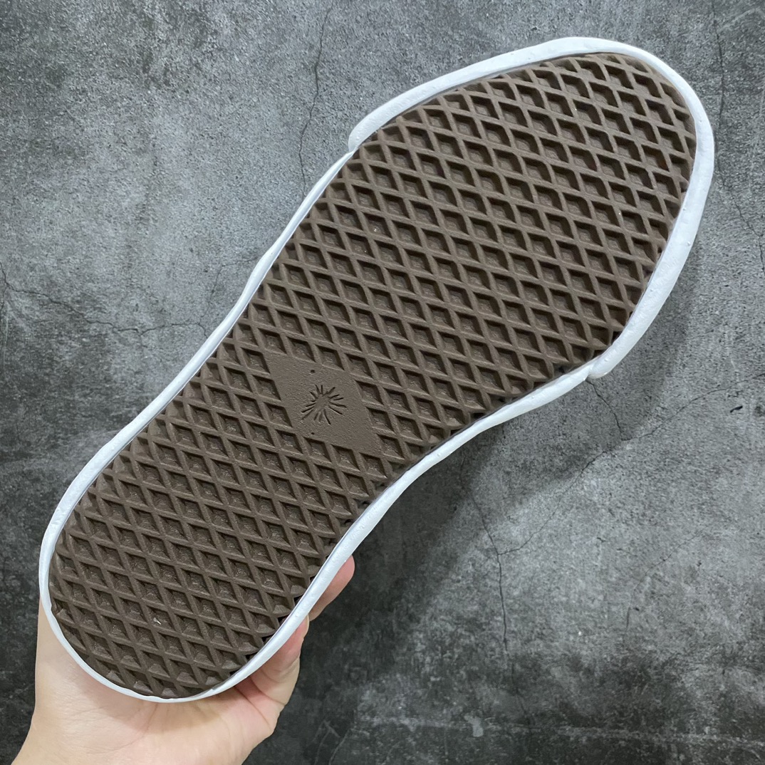 Maison MIHARA YASUHIRO PETERSON OG Sole Canvas Low-top Sneaker "Black" (A01FW703)