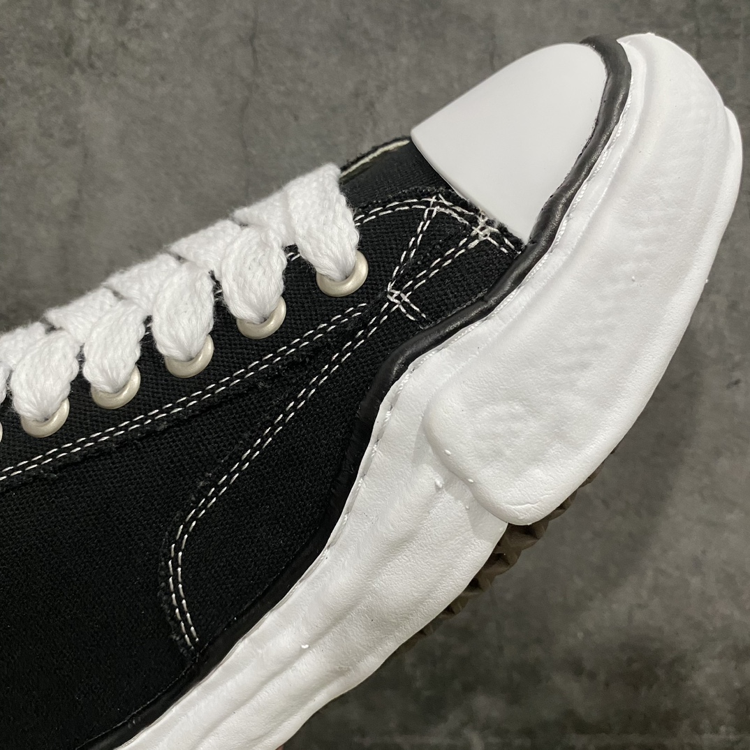 Maison MIHARA YASUHIRO PETERSON OG Sole Canvas Low-top Sneaker "Black" (A01FW703)
