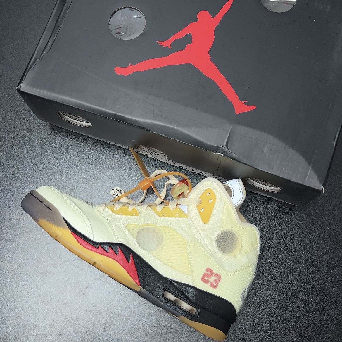 【LJR】Off-White × Nike Air Jordan 5 "Sail" (DH8565-100)