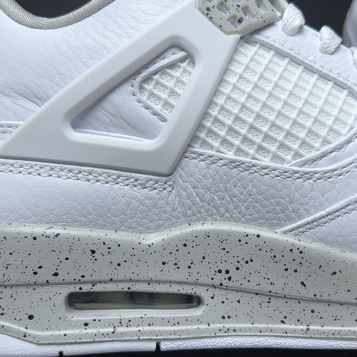 【LJR】Nike Air Jordan 4 "Tech White" ( CT8527-100)