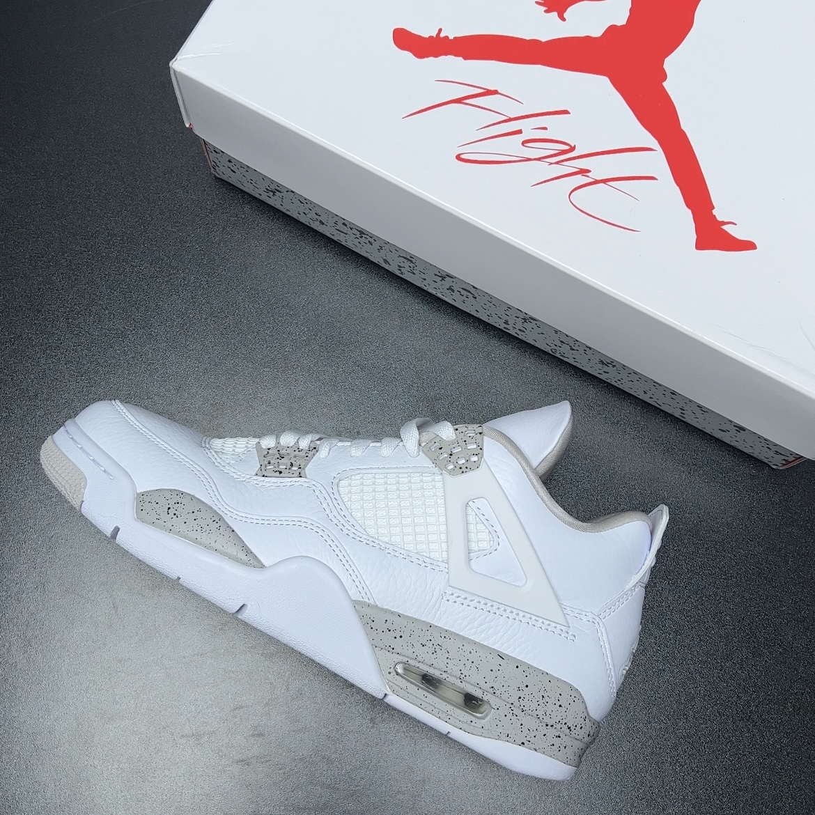 【LJR】Nike Air Jordan 4 "Tech White" ( CT8527-100)