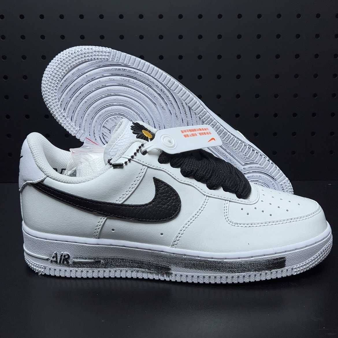 PEACEMINUSONE × Nike Air Force 1 Low "Para-noise/White/Black"  (DD3223-100)