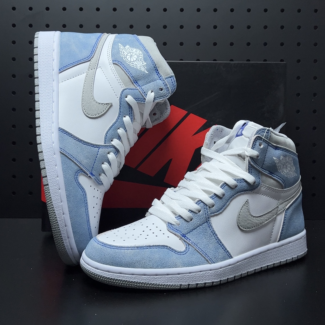 Nike Air Jordan 1 High OG Nike Air Jordan 1 High OG