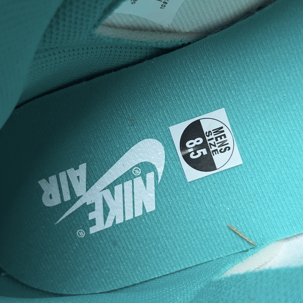 NIKE AIR JORDAN 1 RETRO HIGH OG TURBO GREEN（555088-311）