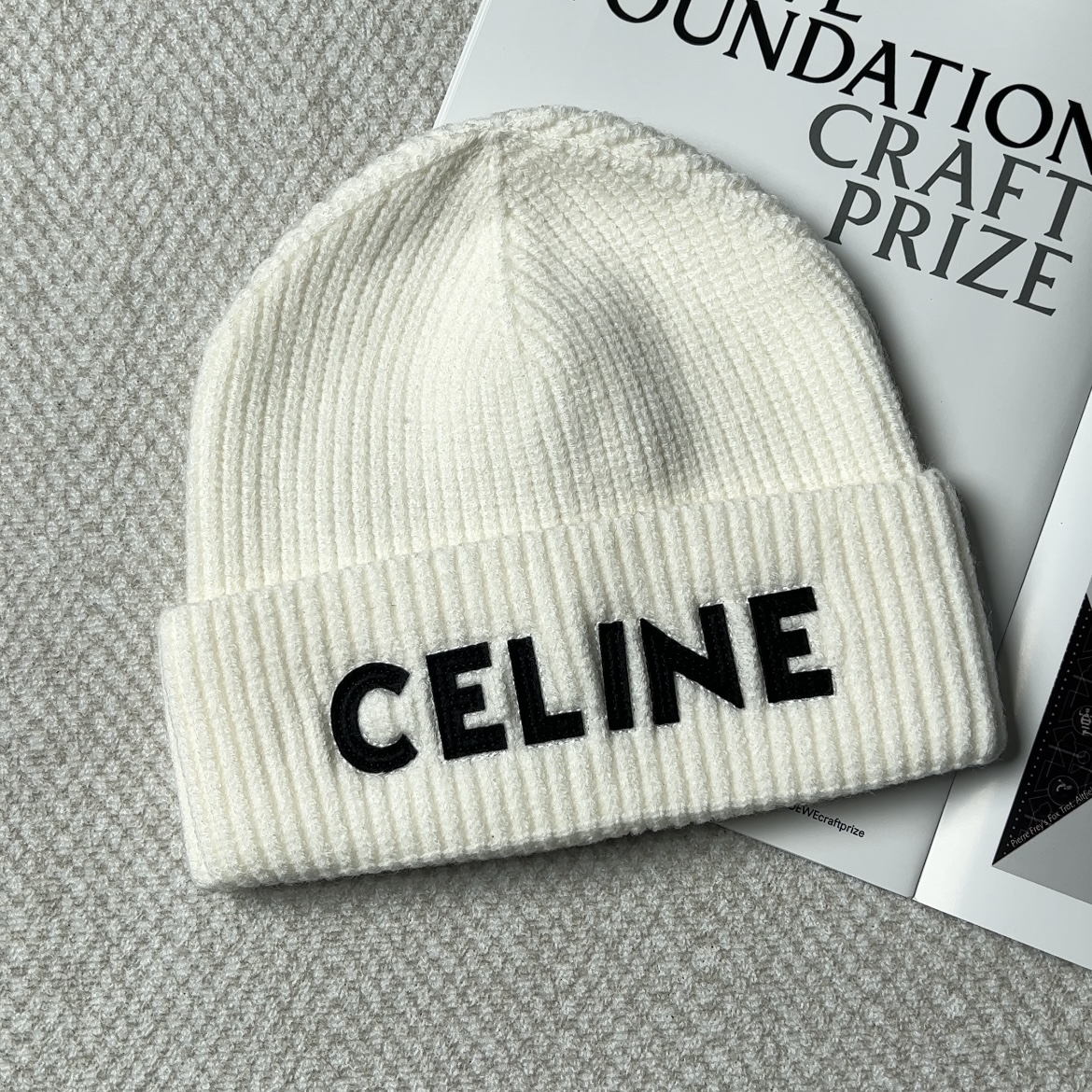 CELINE Beanie Men Gray（2AC93423P09GM）