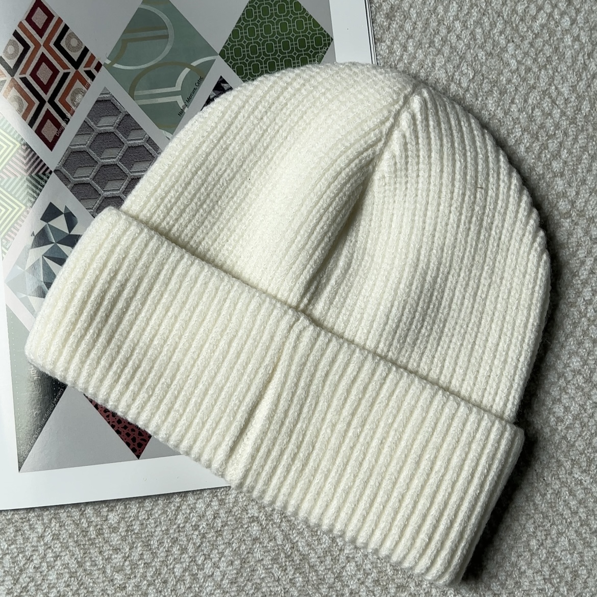 CELINE Beanie Men Gray（2AC93423P09GM）