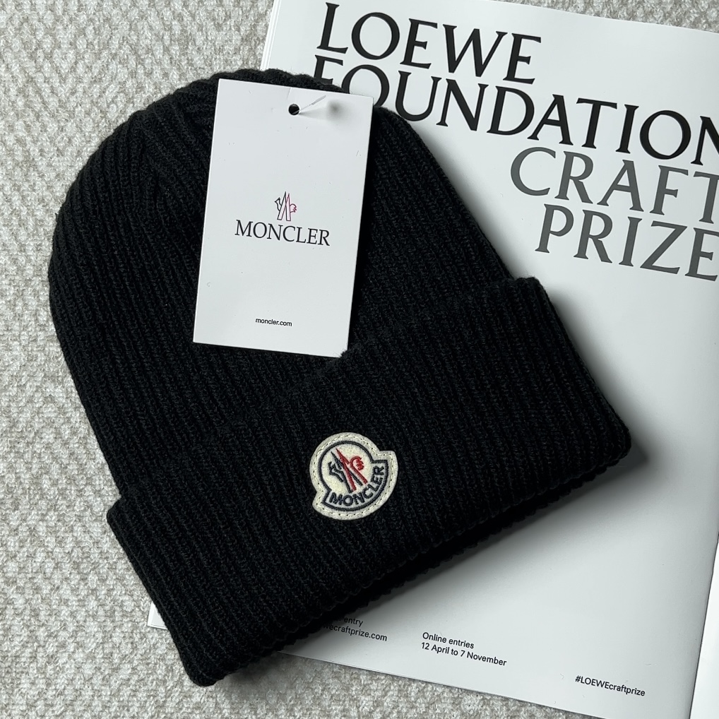MONCLER  Wool Beanie“black”（9970600A1646）