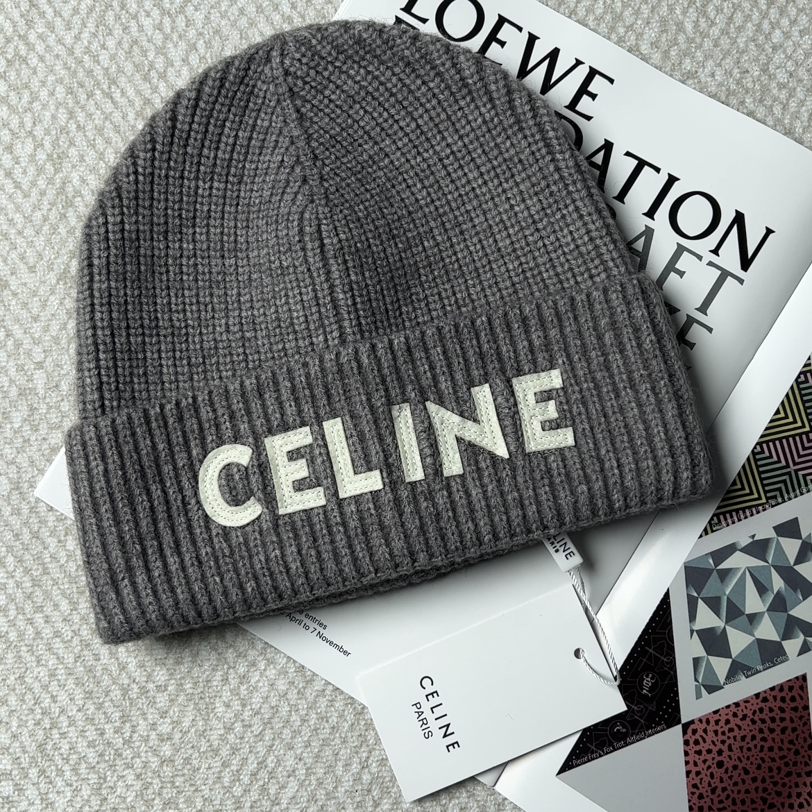 CELINE Beanie Men Gray（2AC93423P09GM）