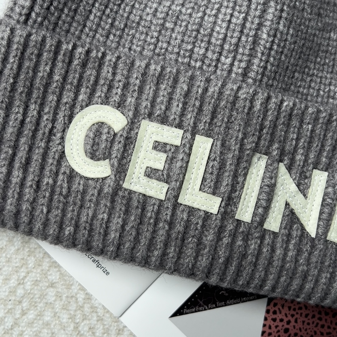 CELINE Beanie Men Gray（2AC93423P09GM）