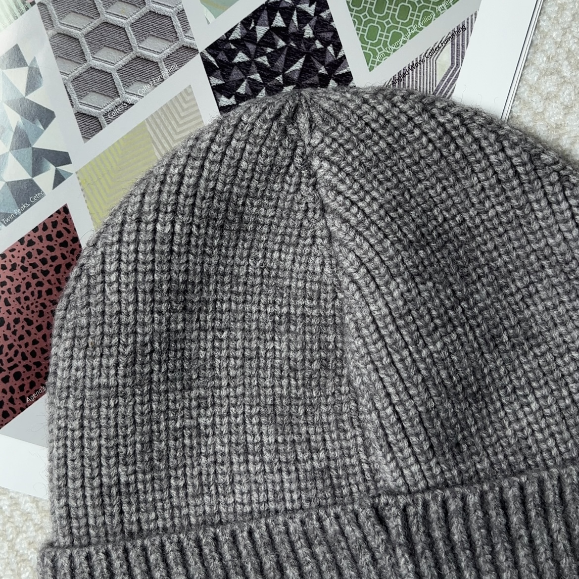 CELINE Beanie Men Gray（2AC93423P09GM）