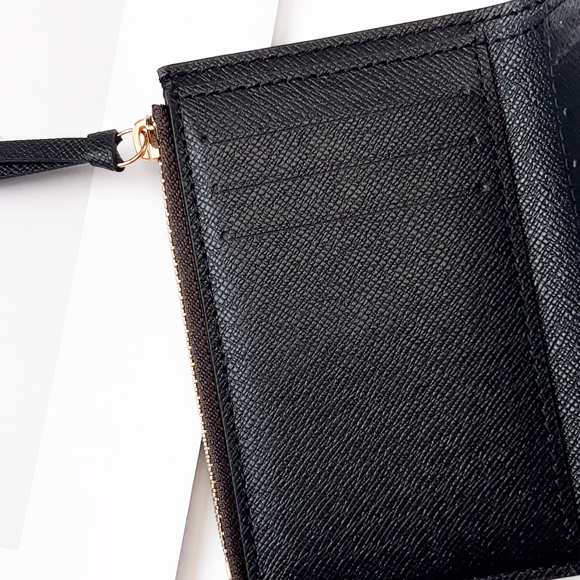 Louis Vuitton Victorine Wallet（M81557）