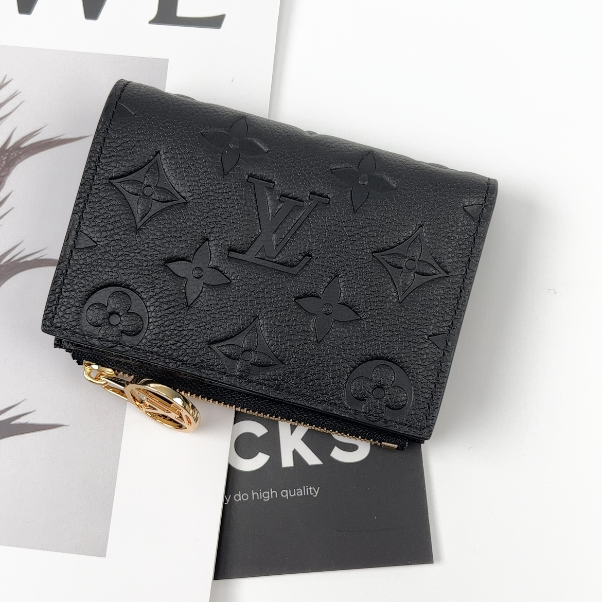 Louis Vuitton Portefeuille Lisa（M12536）