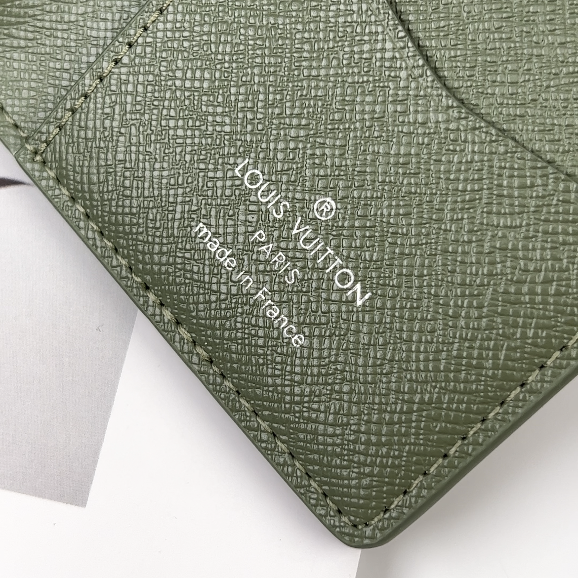 Louis Vuitton Pocket Organizer - Monogram Other （M11548）