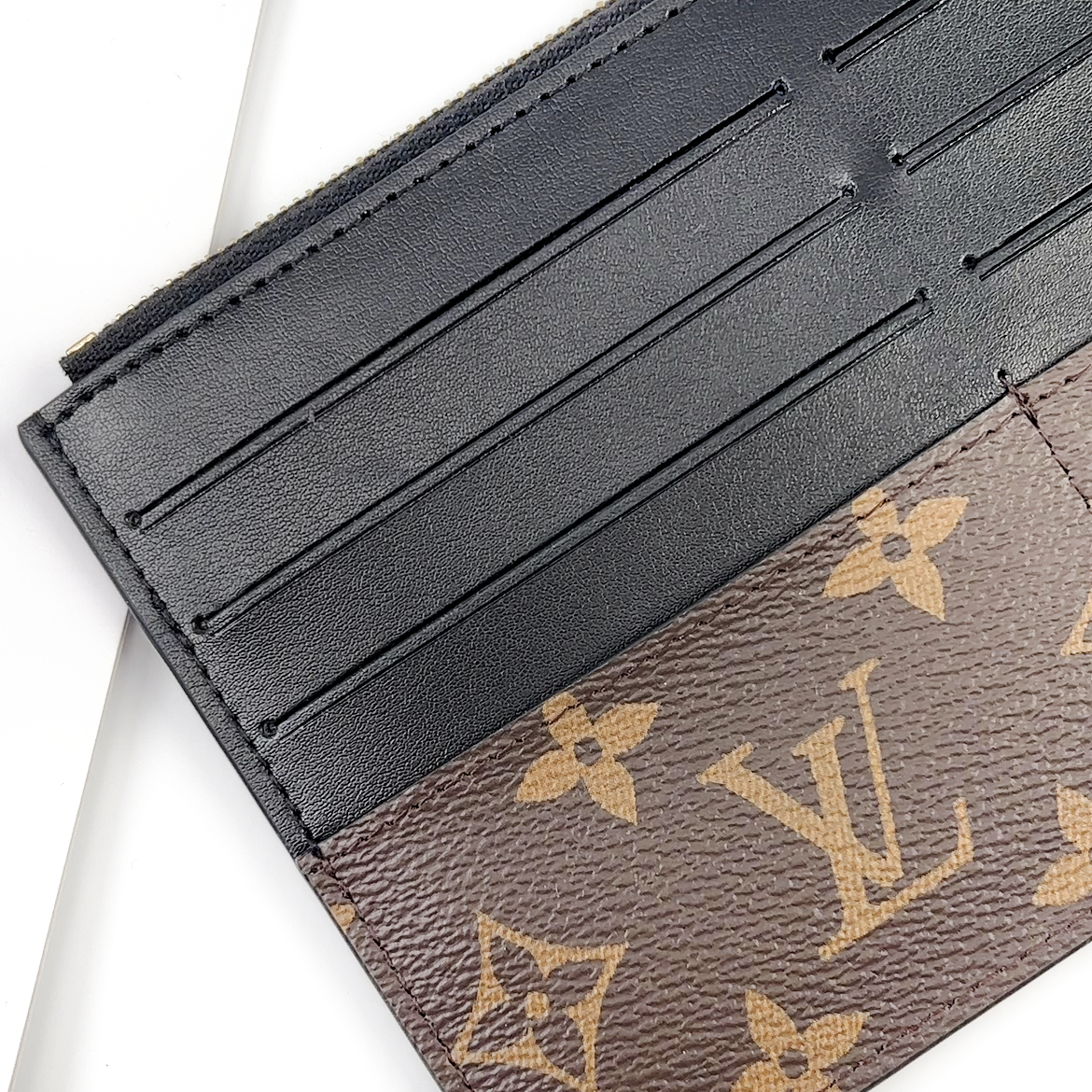 Louis Vuitton Slim Purse （M80348）