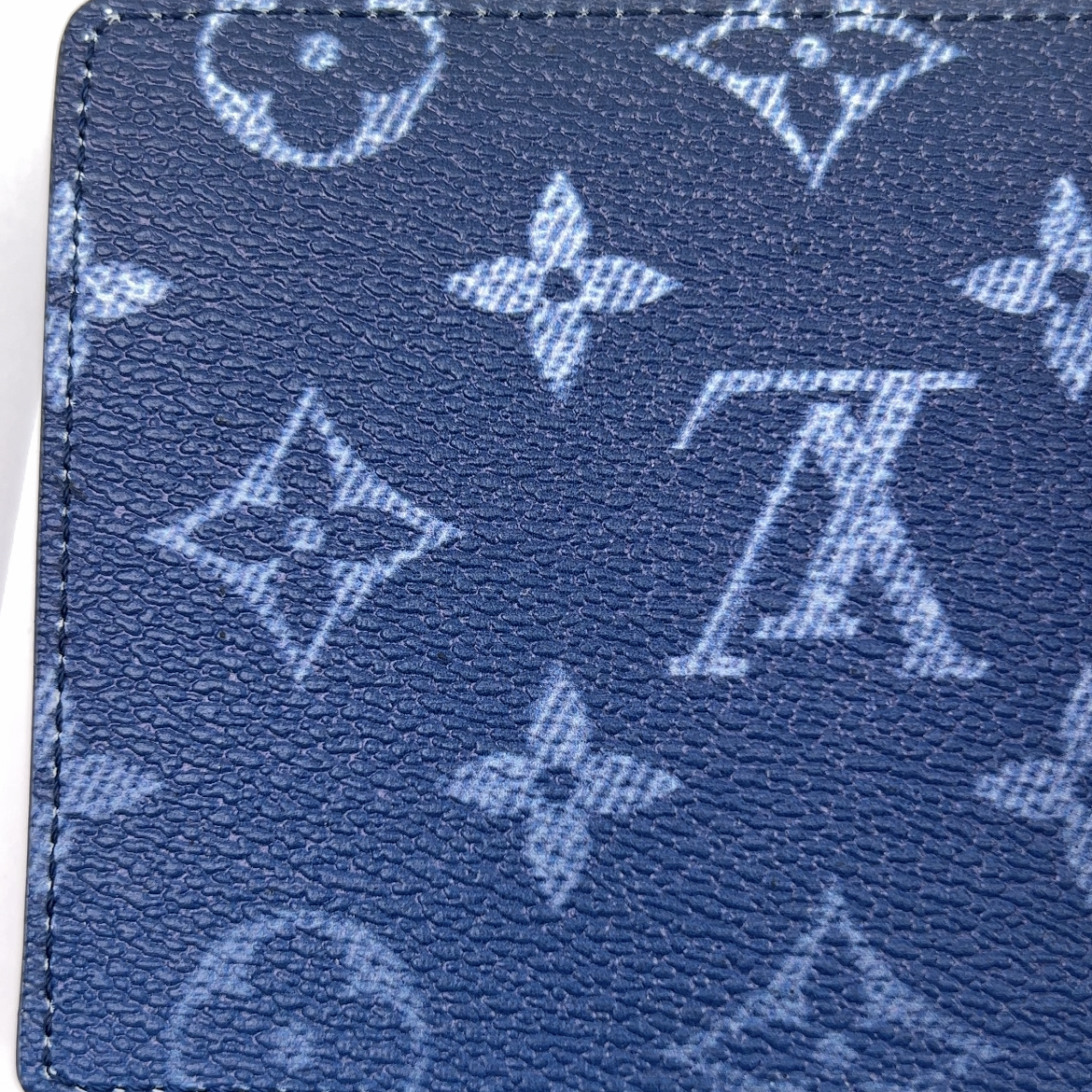 Louis Vuitton Monogram Multiple Wallet （M11547）