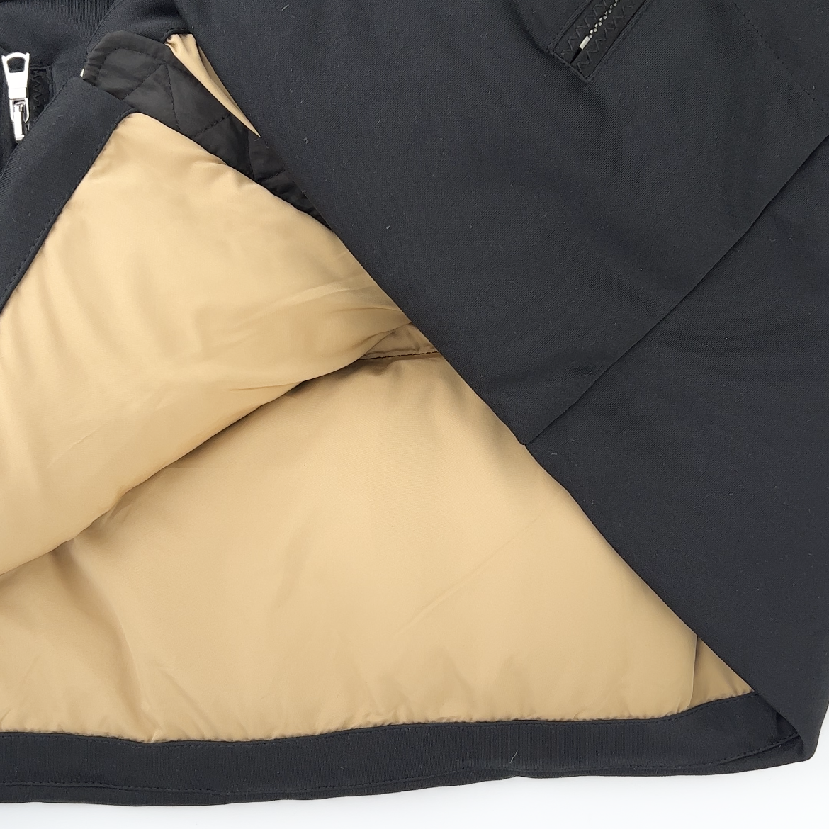 Moncler Genius x Palm Angels collaborative down jacket（G209L1A00019M1356999）