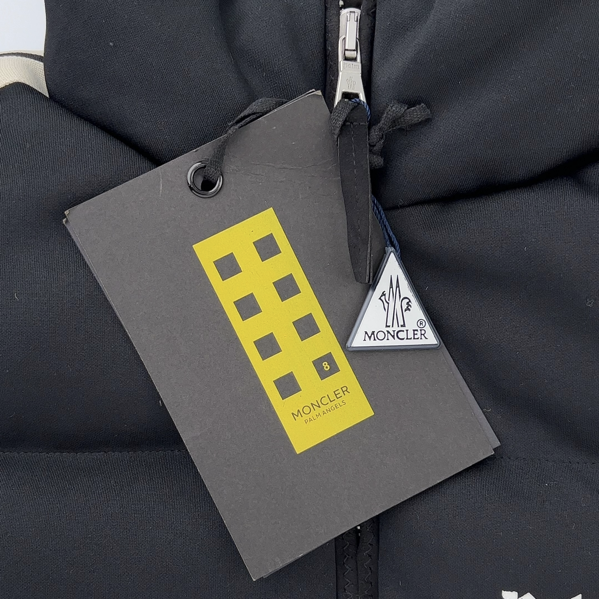 Moncler Genius x Palm Angels collaborative down jacket（G209L1A00019M1356999）