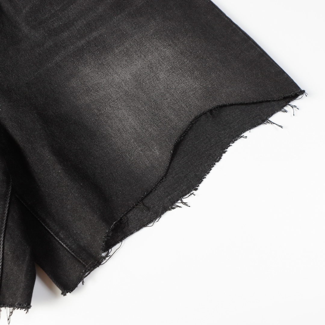 Balenciaga irregular shorts（719349TBP471270）