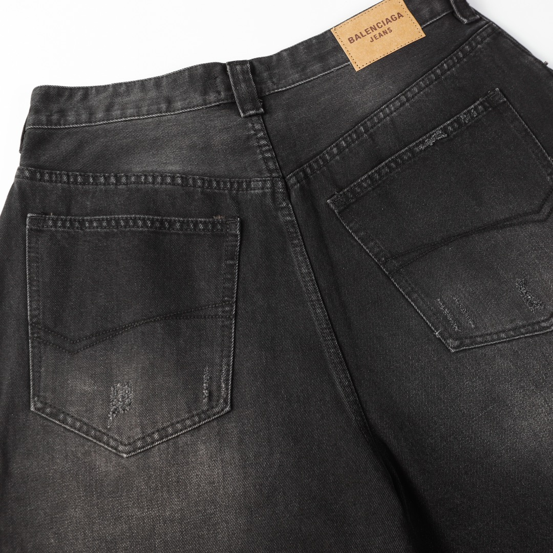 Balenciaga irregular shorts（719349TBP471270）