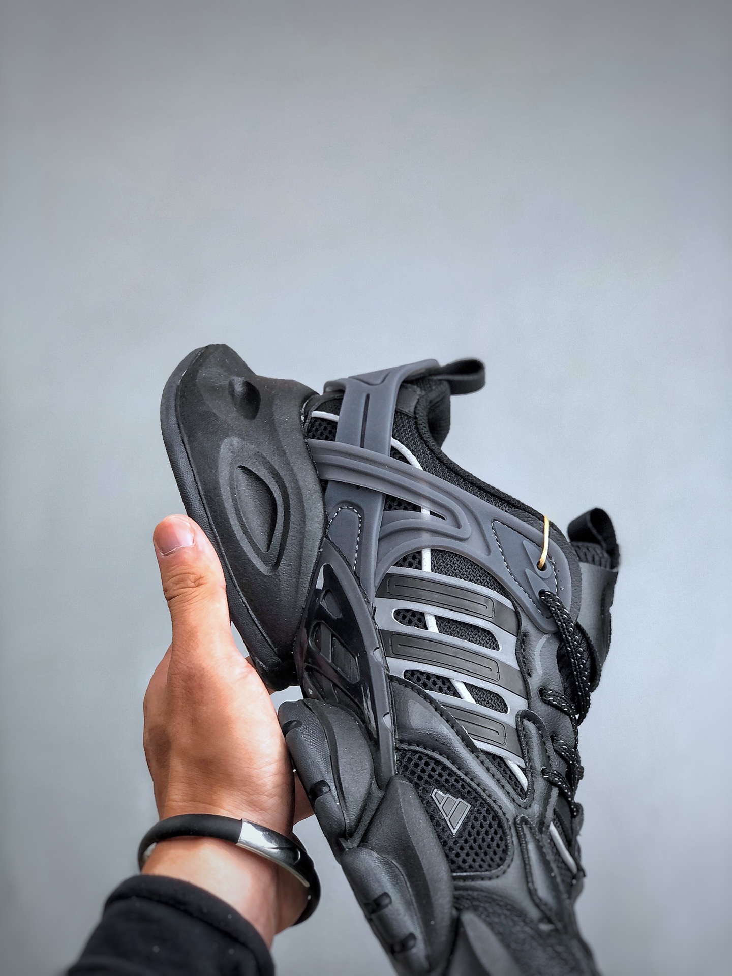 adidas XLG Runner Deluxe "Black/Grey"（JR3086）