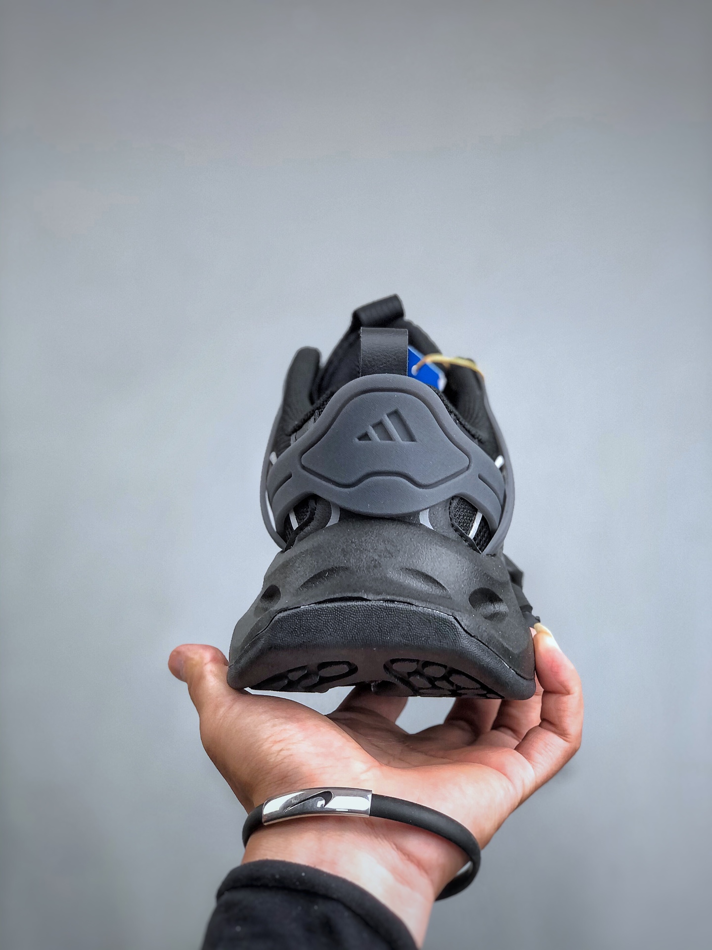 adidas XLG Runner Deluxe "Black/Grey"（JR3086）