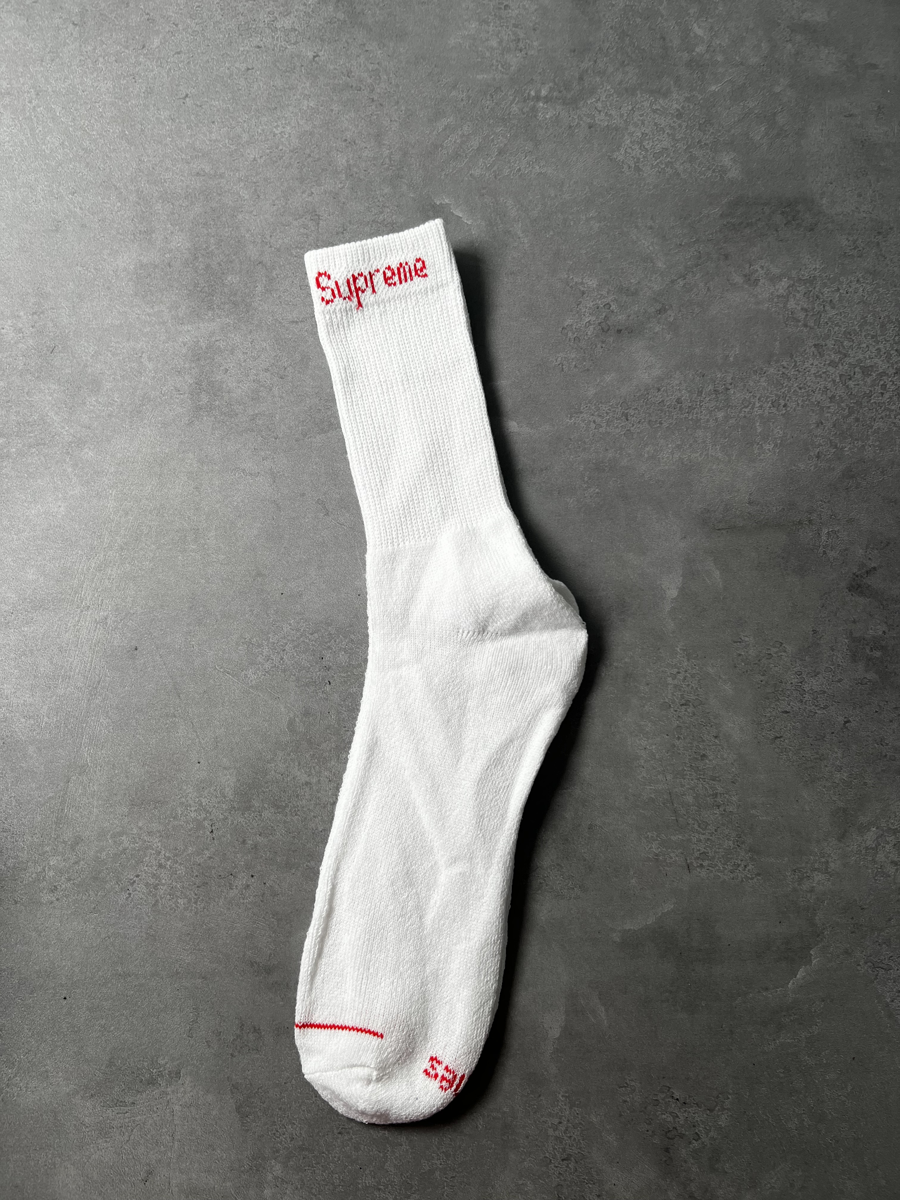 Supreme / Hanes Crew Socks (4 Pack) （SUP-SS21-068）