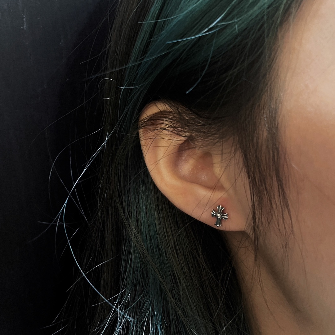 CHROME HEARTS Long Cross Flower Earrings（CHROME HEARTS 224）