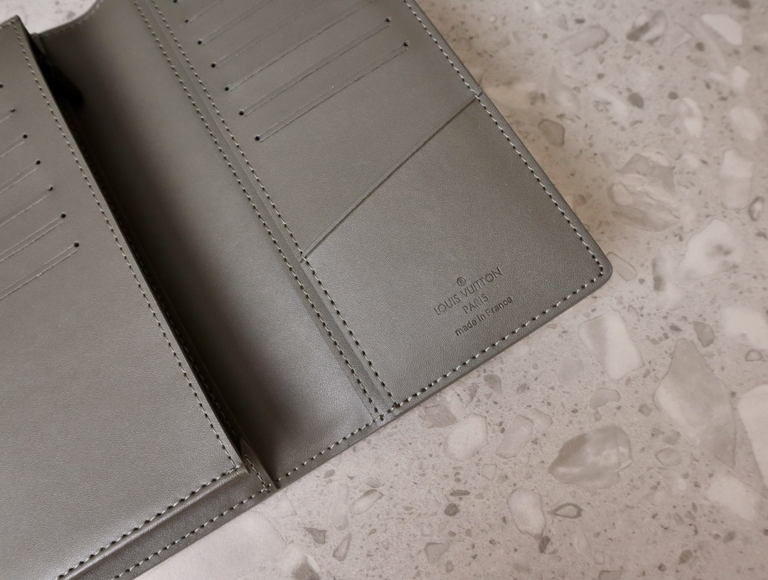 Louis Vuitton Zippy Wallet Horizontal (M12502）