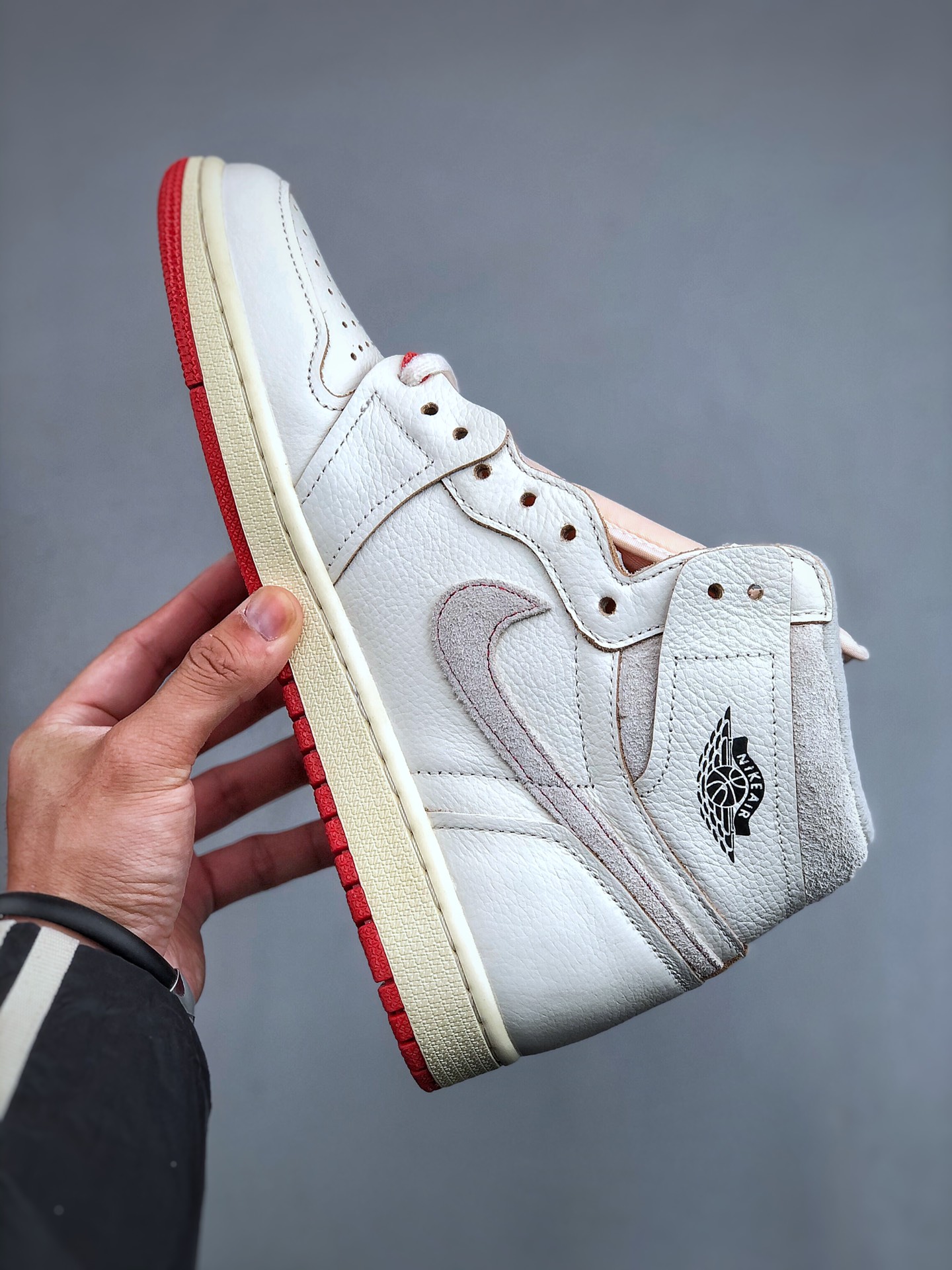 Nike  Air Jordan 1 Retro High OG "Sail/Light Bone/Cinnabar"（DB4612-100）
