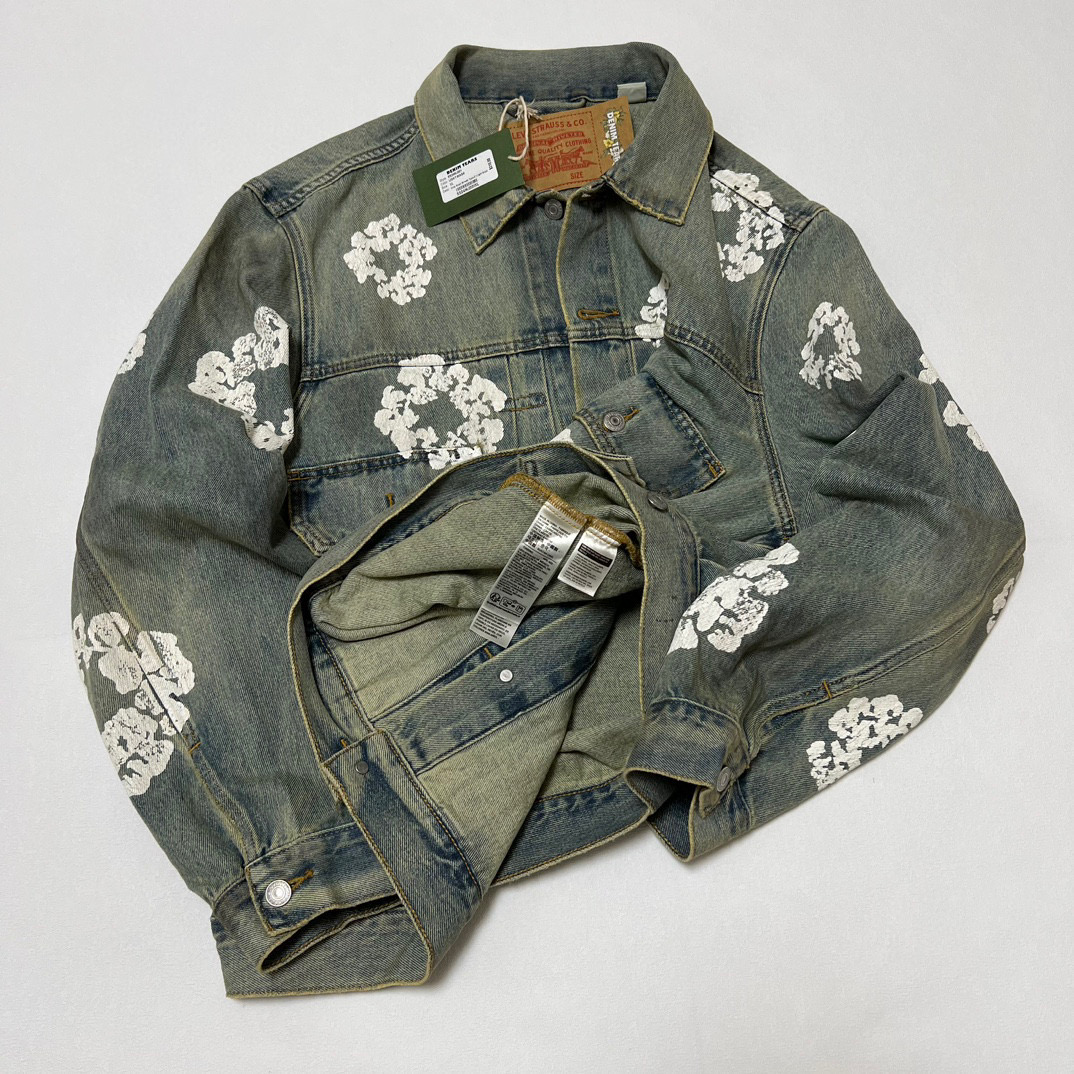 Denim Tears Men's Dirty Wash Wreath Type-2 Jacket (SS24WJ001-D）